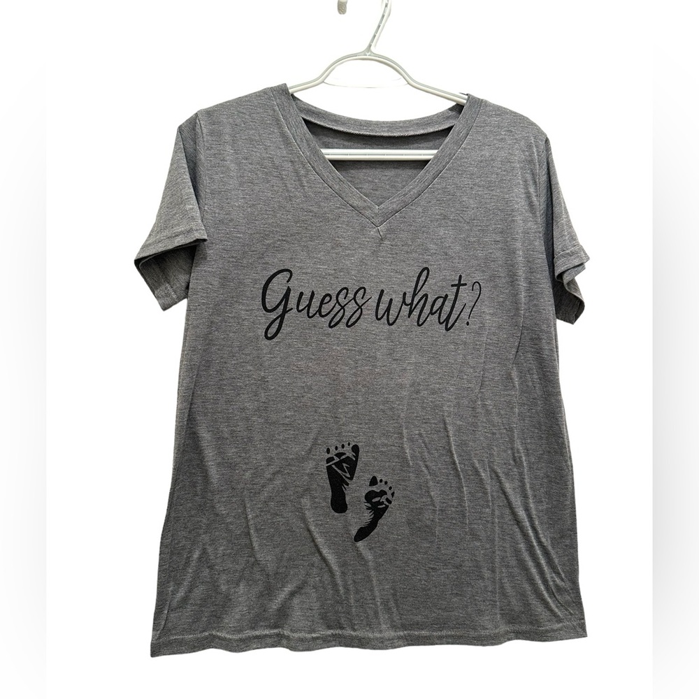 Women’s Pregnancy Announcement T-Shirt